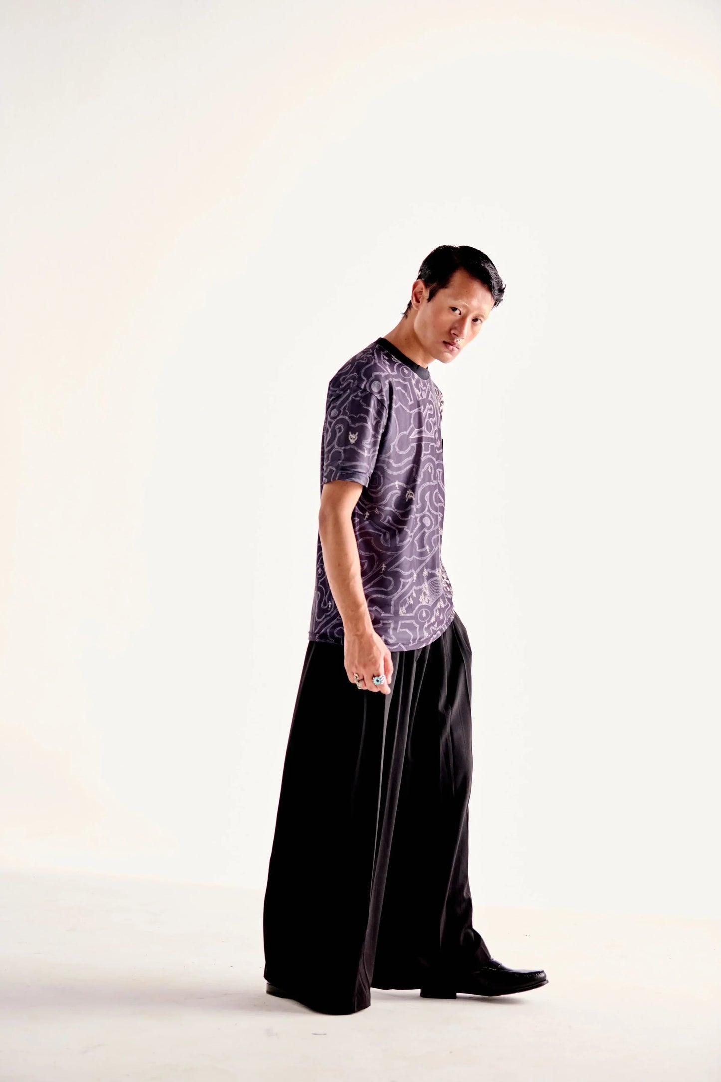 Illusion tee